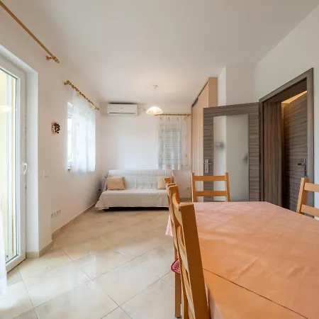 Apartments Lucic Baska  Exterior photo